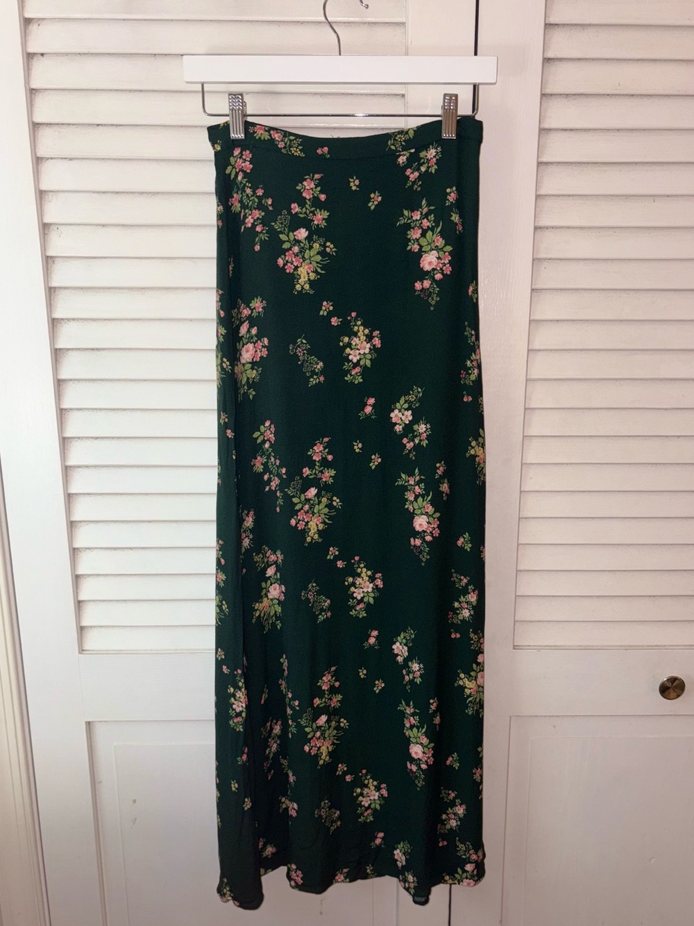 Reformation Bias Cut Floral Maxi Skirt Green Pink Size 2 Viscose - Picture 2 of 5